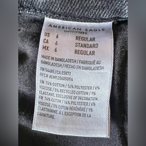 American Eagle Charcoal Straight Leg Mom Jeans - Size 6 (28") - Picture 11 of 12